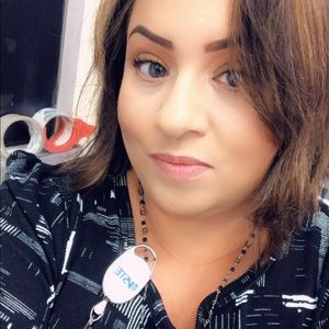 Meet your Posher, Kat